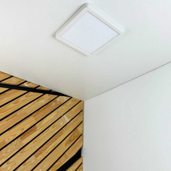 Світильник LED MILLENNIUM 20W 5000K квадрат білий Violux